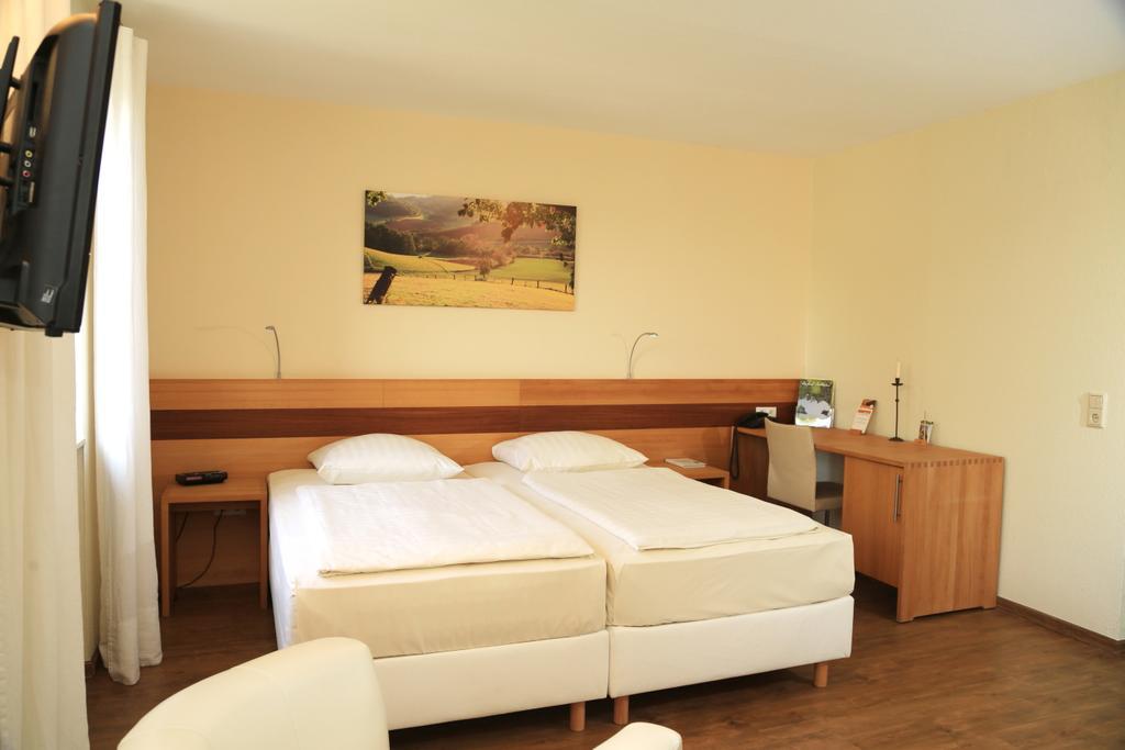 Landidyll Hotel Klostermuehle Munchweiler an der Alsenz Bagian luar foto